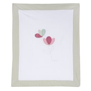 Manta com flor e borboleta